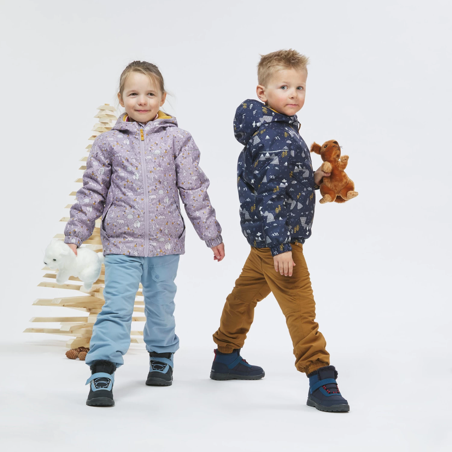 Quechua KIDS’ WATERPROOF WINTER HIKING JACKET - SH100 - 2 4 Quechua KIDS’ WATERPROOF WINTER HIKING JACKET - SH100 - 2 - Image 2