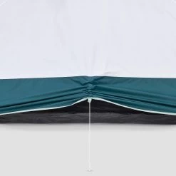 Quechua 4 Man Blackout Tent With Poles - Arpenaz 4.2 F&B -Quechua k635a498166e40a3a27c7bd9123d61f70