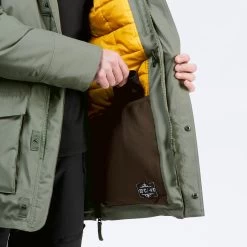 Quechua Men’s Winter Waterproof Hiking Parka - SH900 28 Quechua Men’s Winter Waterproof Hiking Parka - SH900 -Quechua k97a1cfc817b9576da5f84348f404378a