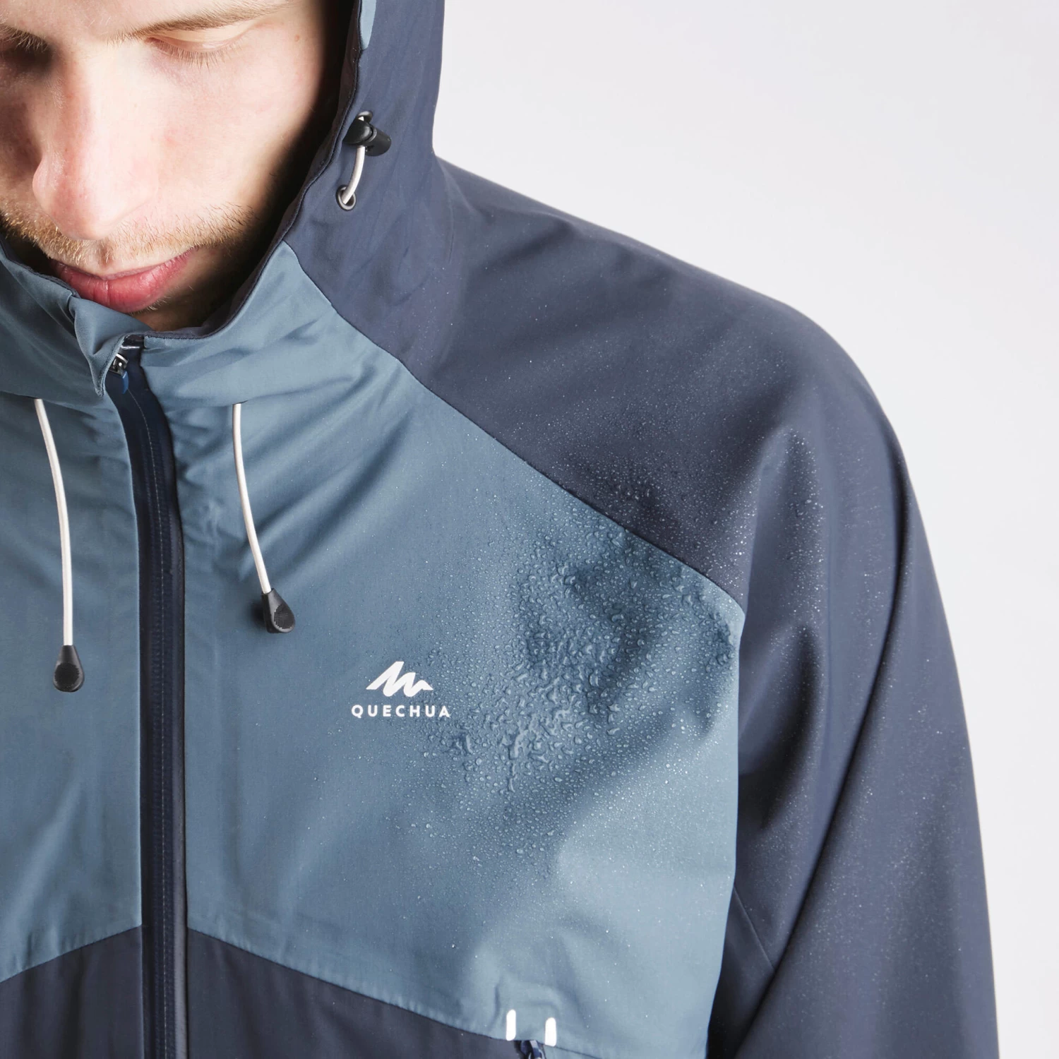 Quechua Men's Hiking Lightweight Waterproof Jacket MH500 5 Quechua Men's Hiking Lightweight Waterproof Jacket MH500 - Image 3