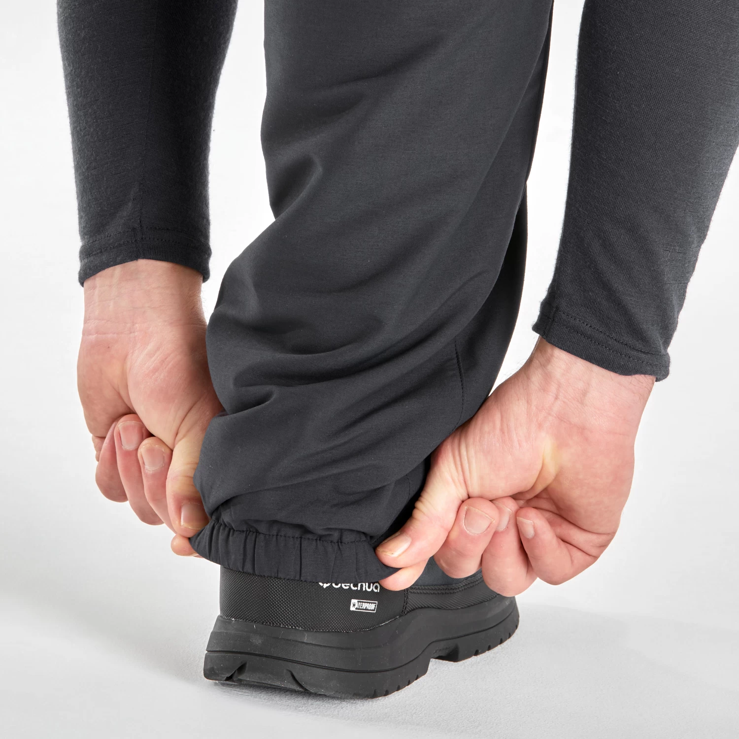 Quechua Men's Warm Water-Repellent Hiking Trousers - SH100 ULTRA 10 Quechua Men's Warm Water-Repellent Hiking Trousers - SH100 ULTRA - Image 8