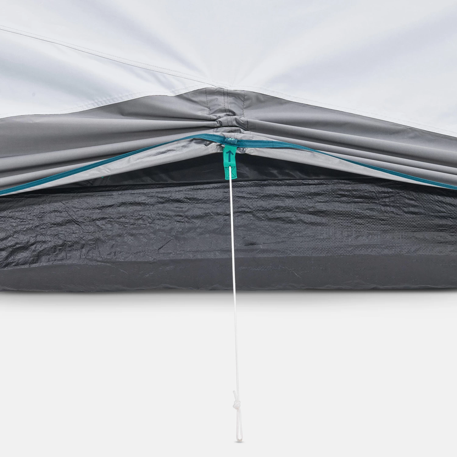 Quechua 3 Man Blackout Tent 12 Quechua 3 Man Blackout Tent - Image 10