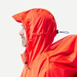 Quechua Hiking Rain Poncho - MT900 - 75L - Red 20 Quechua Hiking Rain Poncho - MT900 - 75L - Red -Quechua ke4e67f57816d3fd71cb1c5417330ab81